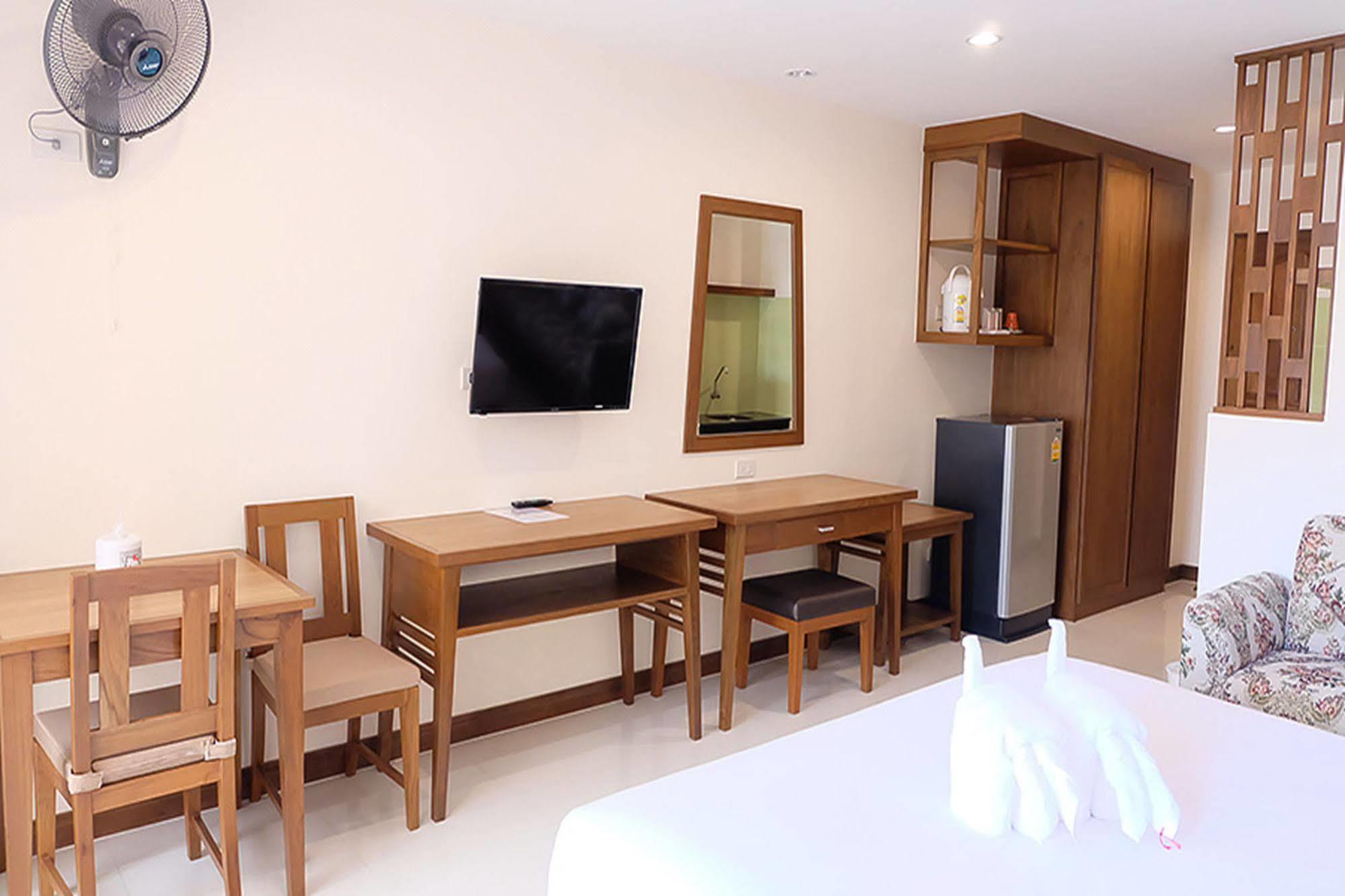 D Hotel Pattaya Dış mekan fotoğraf