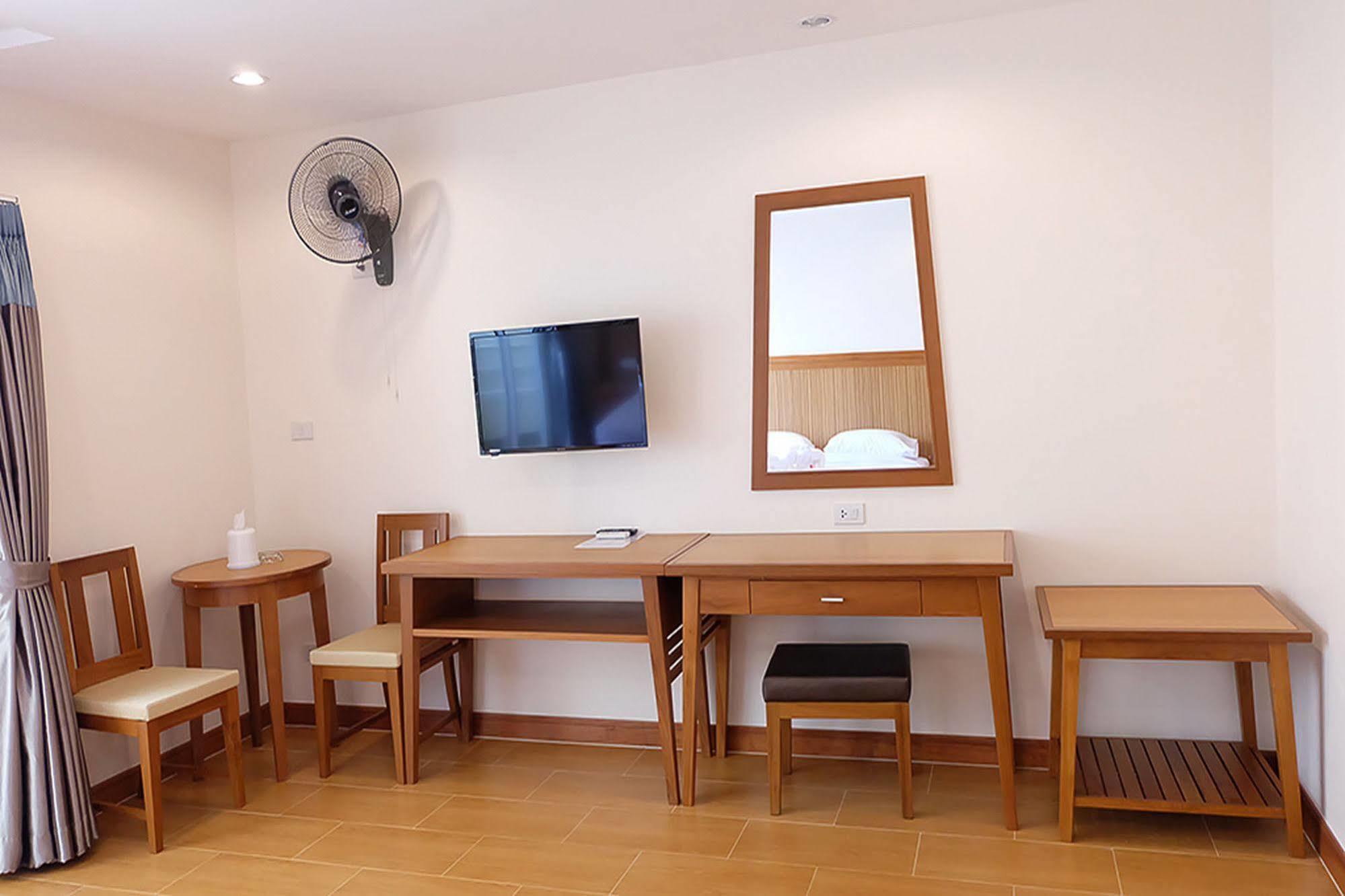 D Hotel Pattaya Dış mekan fotoğraf